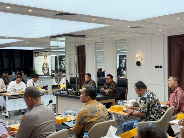 Putus Rantai Tengkulak, Polri Fasilitasi Permodalan KUR dan Penyerapan Bulog bagi Petani Jagung