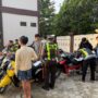 Polres Inhil Tertibkan Balap Liar di Jalan Telaga Biru Parit 8, 14 Sepeda Motor Diamankan