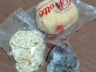 Menu MBG Tembilahan Semakin Miris - Makanan Kering Tidak Sesuai Standar , Dinkes dan Dinas Pendidikan DimintaTurun Tangan