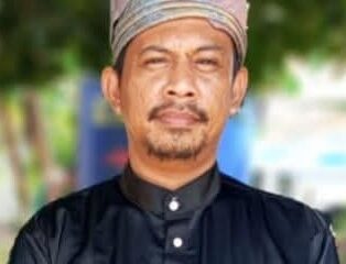 Senada Dengan Ketua DPH, Ketua Tameng Adat LAMR Rengat Ikut Dukung Polri di Bawah Presiden