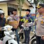 Sosialisasi Green Policing Polres Inhu Bersama Bubuhan Banjar dan Pemuda Inhil Berbagi Bibit Pohon dan Takjil