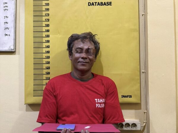 Simpan Sabu, Warga Desa Pasir Digelandang ke Polsek Lirik