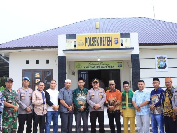 Keamanan Bermula dari Halaman Rumah: Pesan Sendu Wakapolres Inhil di Pulau Kijang