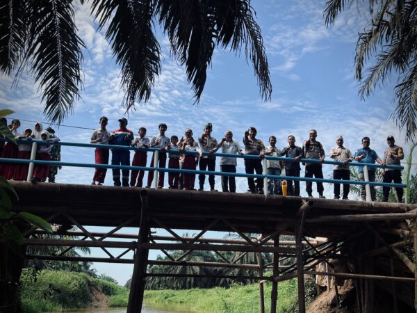 Renovasi Jembatan Merah Putih Rampung, Polsek Lirik Gelar Doa Bersama