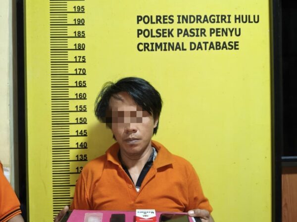 Dikagetkan Polisi Saat Tidur, Ternyata Pemuda Ini Simpan 2 Paket Sabu Dicelana