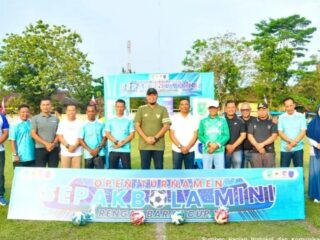 Dibuka Bupati Inhu. Open Turnamen Sepak Bola Mini Digelar