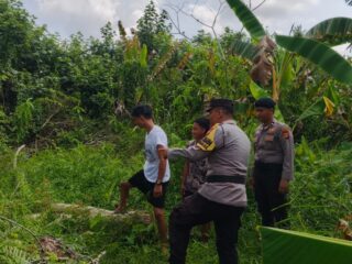 Dukung Swasembada Pangan, Polsek Tembilahan Hulu Pantau Kesiapan Lahan Jagung di Dua Desa