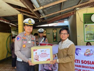 HUT Bhayangkara ke-80, Polres Inhu Berbagi 250 Paket Sembako ke Panti Asuhan Nur Ananda Putri Rengat