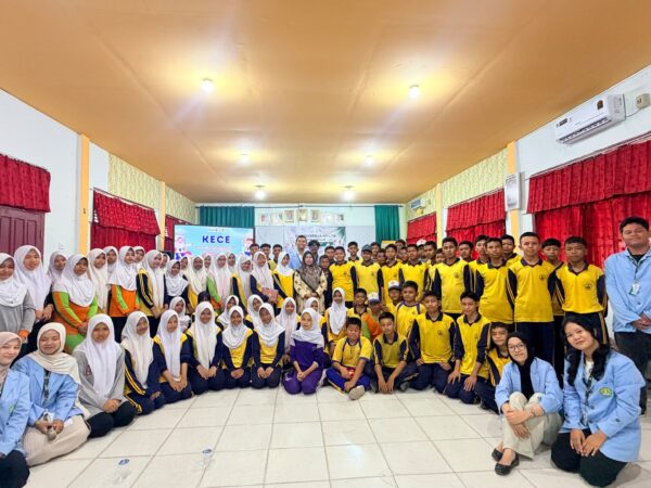 Kukerta UNRI Tembilahan Hilir Gaungkan Program KECE demi Menciptakan Generasi Remaja yang Positif