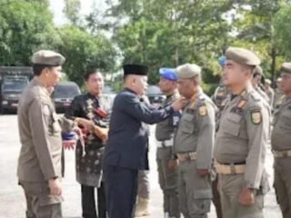 PLT Bupati Kuansing H. Mukhlisin Gelar Apel Pagi Untuk Persiapan Jelang Pacu Jalur Tepian Narosa 2026