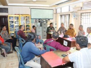 Polres Inhil bersama Pemkab Inhil dan BKSDA Riau Perkuat Sinergi Tangani Gangguan Kera Liar di Tembilahan