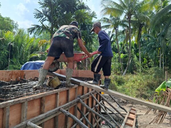 Kodim 0314/Inhil Terus Pacu Pembangunan Jembatan Gantung Perintis Garuda di Seberang Tembilahan