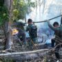 Dandim 0314/Inhil Turun Langsung Padamkan Karhutla di Desa Simpang Gaung