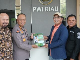Kabid Humas Polda Riau Silaturahmi ke PWI, Perkuat Sinergitas Penyampaian Informasi kepada Masyarakat