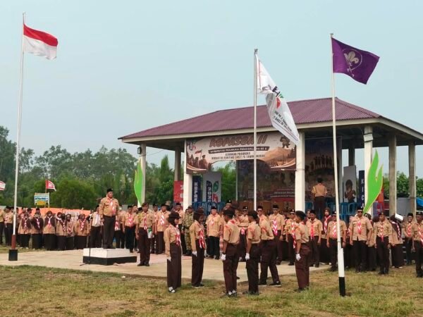 Bupati Indragiri Hilir Buka Perkemahan Kompetisi Pramuka Penggalang (KOPASGA) ke-II di Tanah Merah