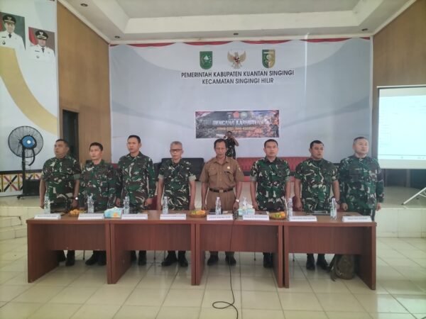 Tim Penyuluh Karhutla Mabes TNI Dorong Sinergi dan Peran Aktif Masyarakat Cegah Kebakaran Hutan dan Lahan di Singingi Hilir