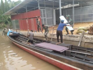 TMMD ke-130 Kodim 0314/Inhil: Gotong Royong Prajurit dan Warga Keritang Percepat Pembangunan RTLH