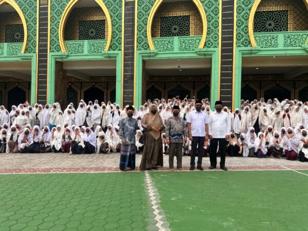 Gus Muhaimin Hadirkan Rumah Bebas Asap untuk Pesantren di Pekanbaru