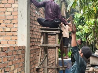 ​Atasi Kesulitan Air Bersih, Satgas TMMD ke-130 Kodim 0314/Inhil Kejar Pembangunan MCK di Kuala Lemang  ​