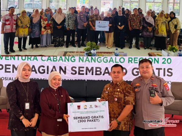 MBK Ventura Cabang Nanggalo Bersama Baznas Salurkan 300 Paket Sembako, OJK Berikan Edukasi Literasi Keuangan