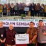 MBK Ventura Cabang Nanggalo Bersama Baznas Salurkan 300 Paket Sembako, OJK Berikan Edukasi Literasi Keuangan